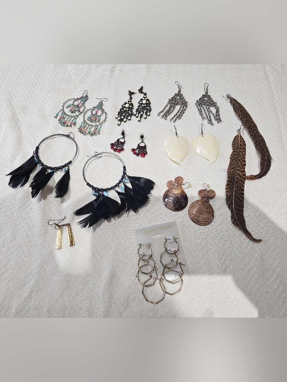13 Earrings LOT